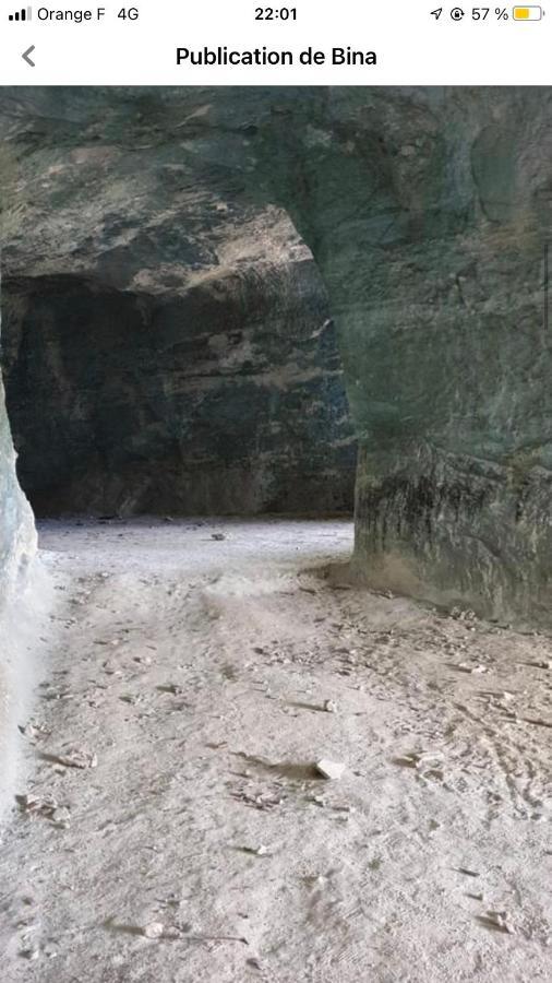 Gite climatisé pour 4 personnes avec piscine dans les hauteurs de Bollène Exterior foto